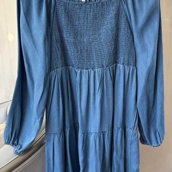 NWT Old Navy Chambray Dress - Picture 4 of 7